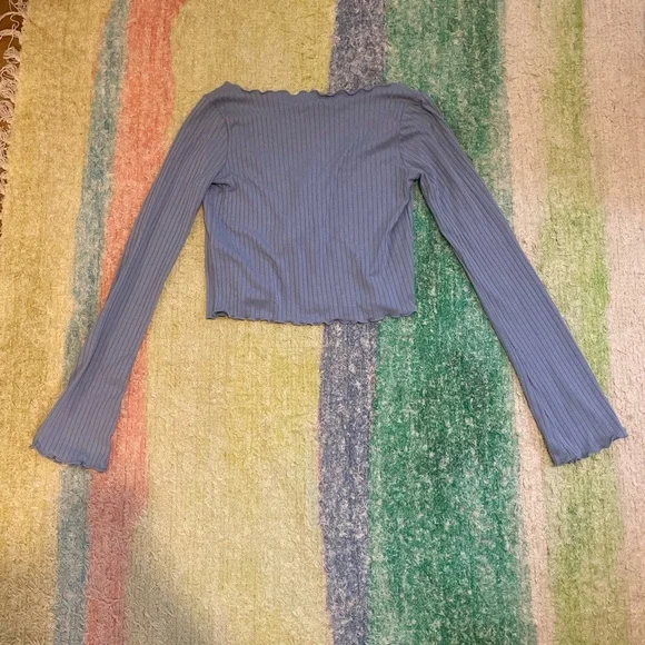 Like New Tie Front Blouse - Picture 5 of 8